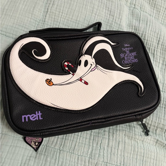 Melt Cosmetics Handbags - Melt Cosmetic Christmas town bag